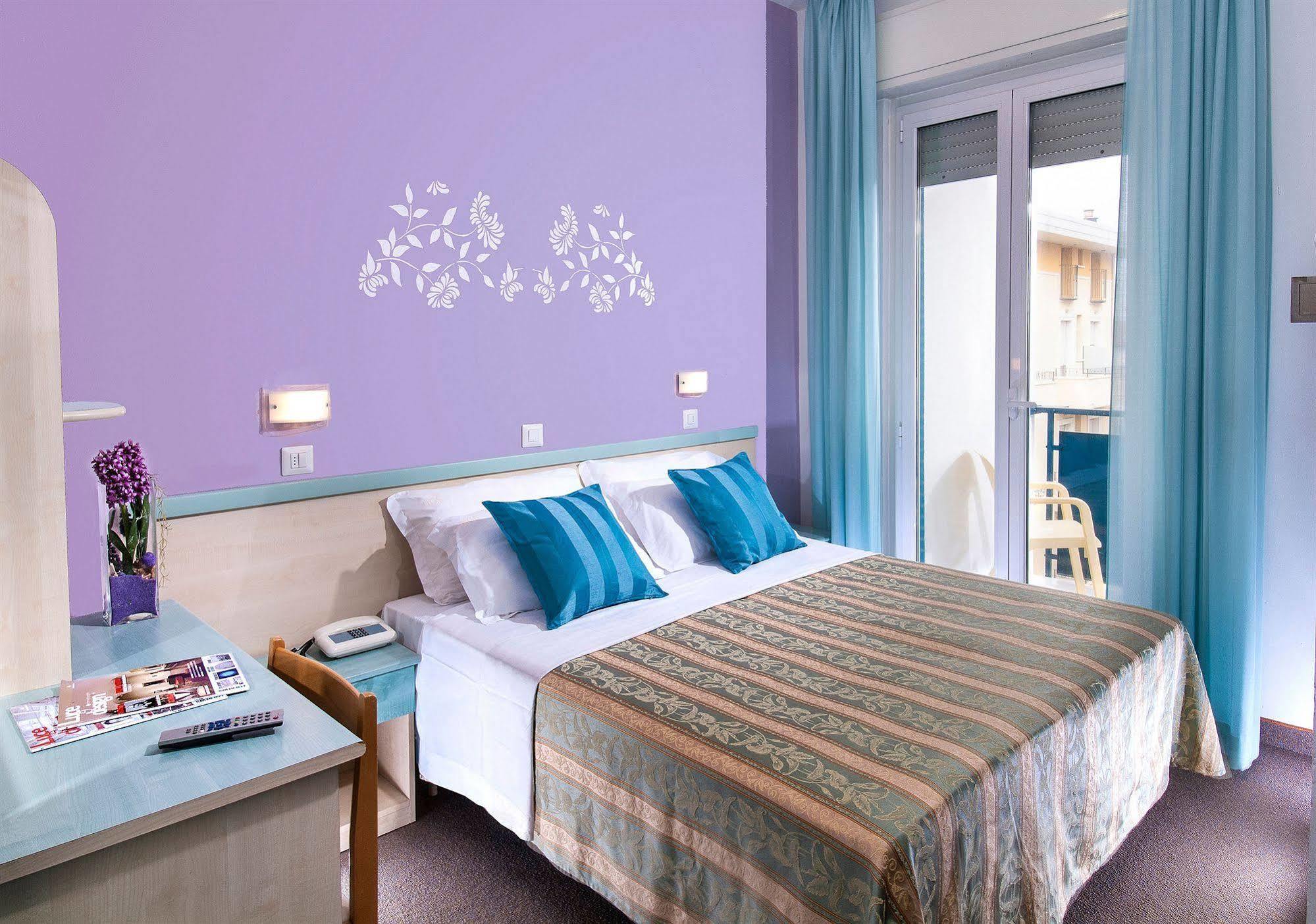 Hotel Diana Bellaria-Igea Marina Exterior photo